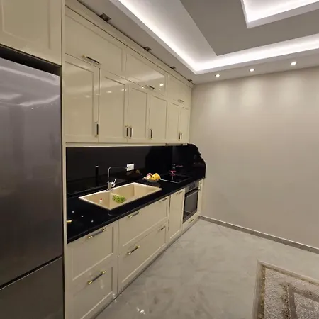 Alexandros Apartman *