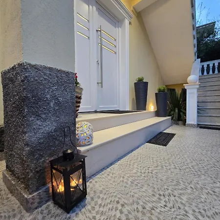 Alexandros Apartman Pogradec