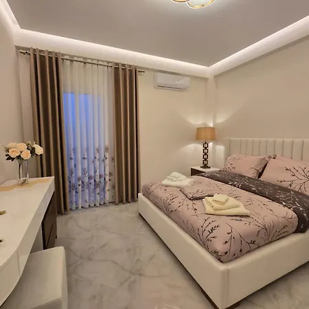 Alexandros Apartment