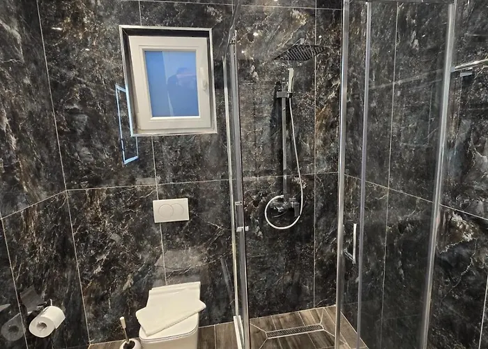 Alexandros * Pogradec